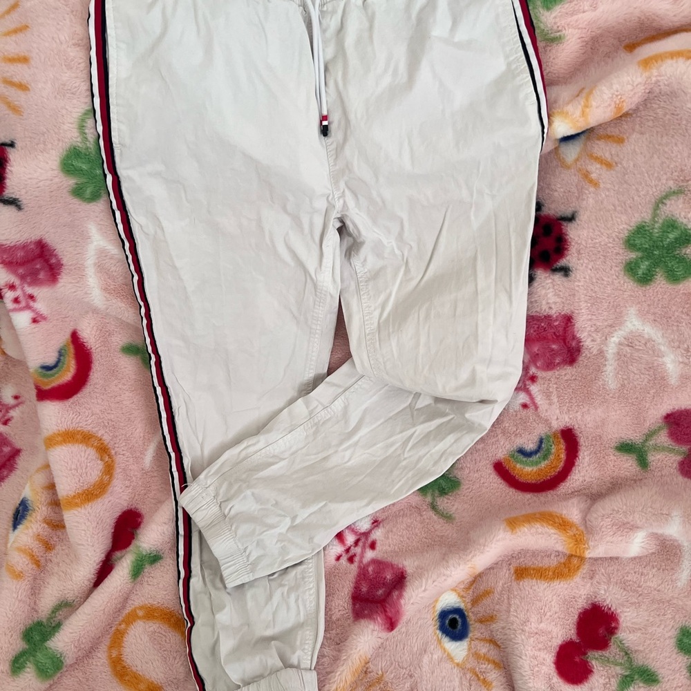 Tommy Hilfiger Kids White Sweatpants with Stripe Detail
